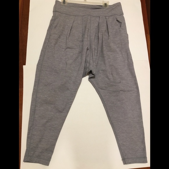Lululemon Happy Hatha Crop Heathered Fossil/Fossil - Picture 8 of 8